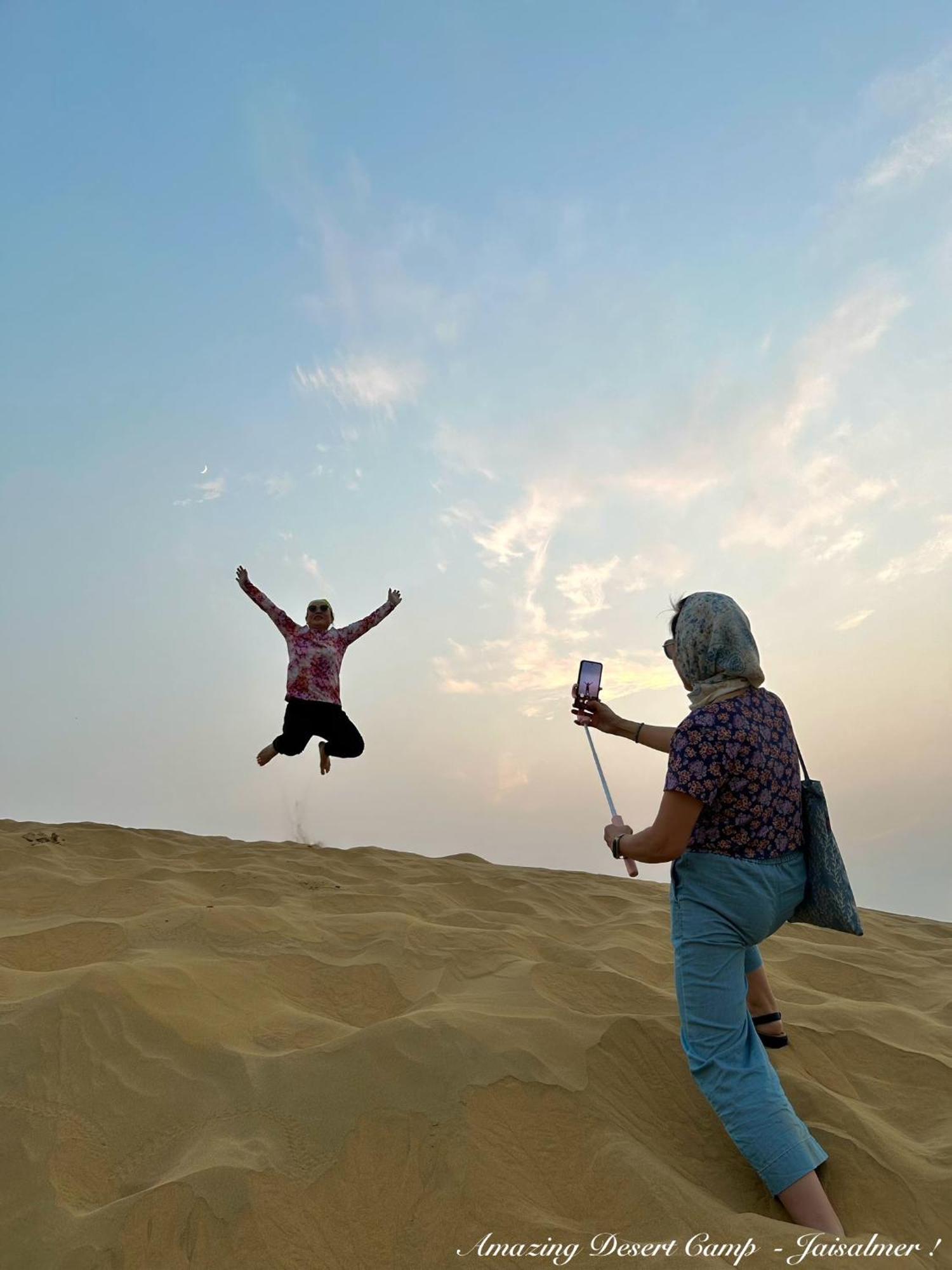 Amazing Desert Camp Jaisalmer Εξωτερικό φωτογραφία